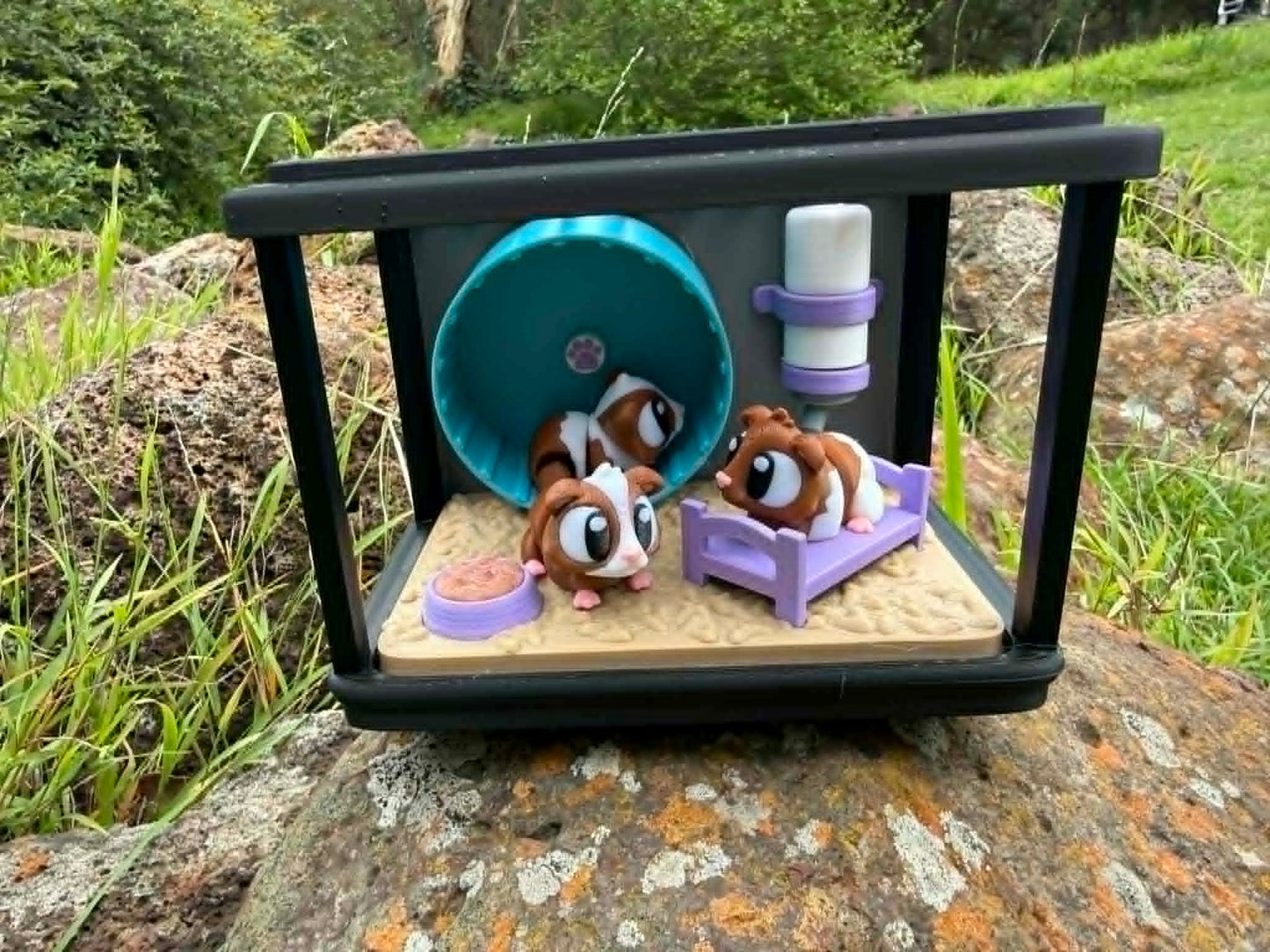 Guinea Pig Playground Mini Habitat – Spinning Wheel + 3 Cute Guinea Pigs | 3D Printed Small‑World Scene