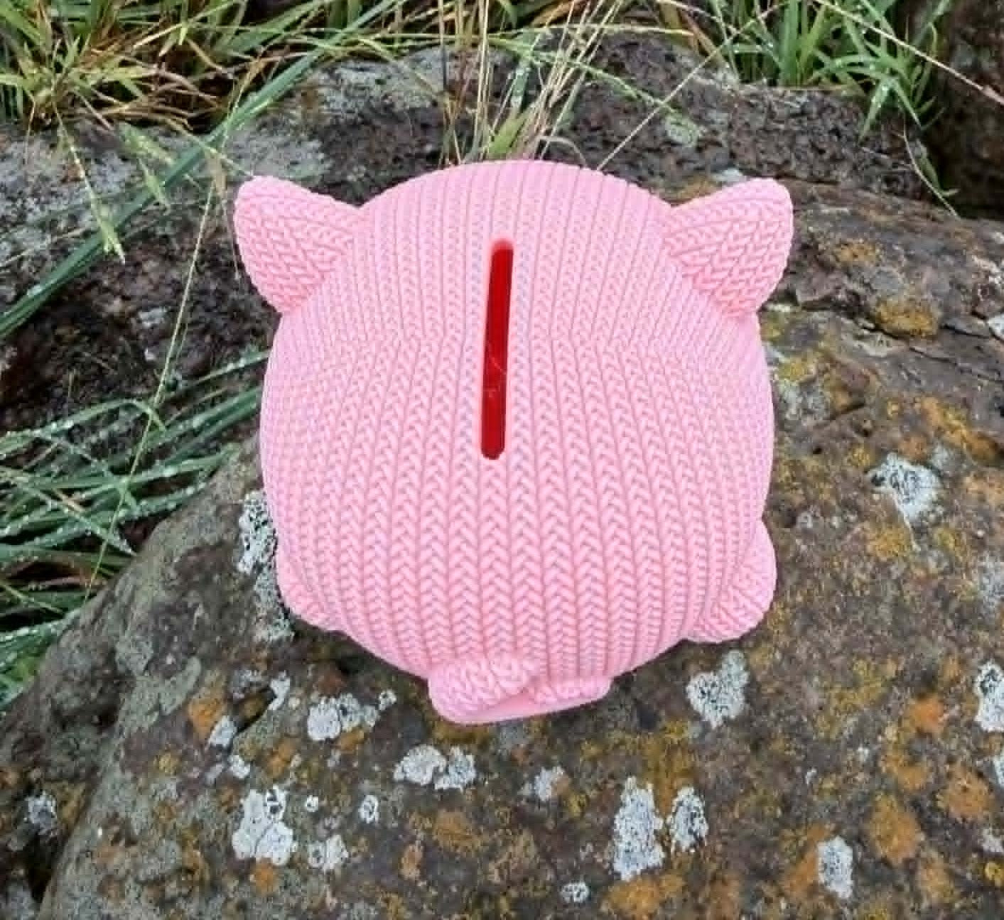 3D Printed Knit-Look Piggy Bank | Kids Savings Money Box, Nursery Decor
