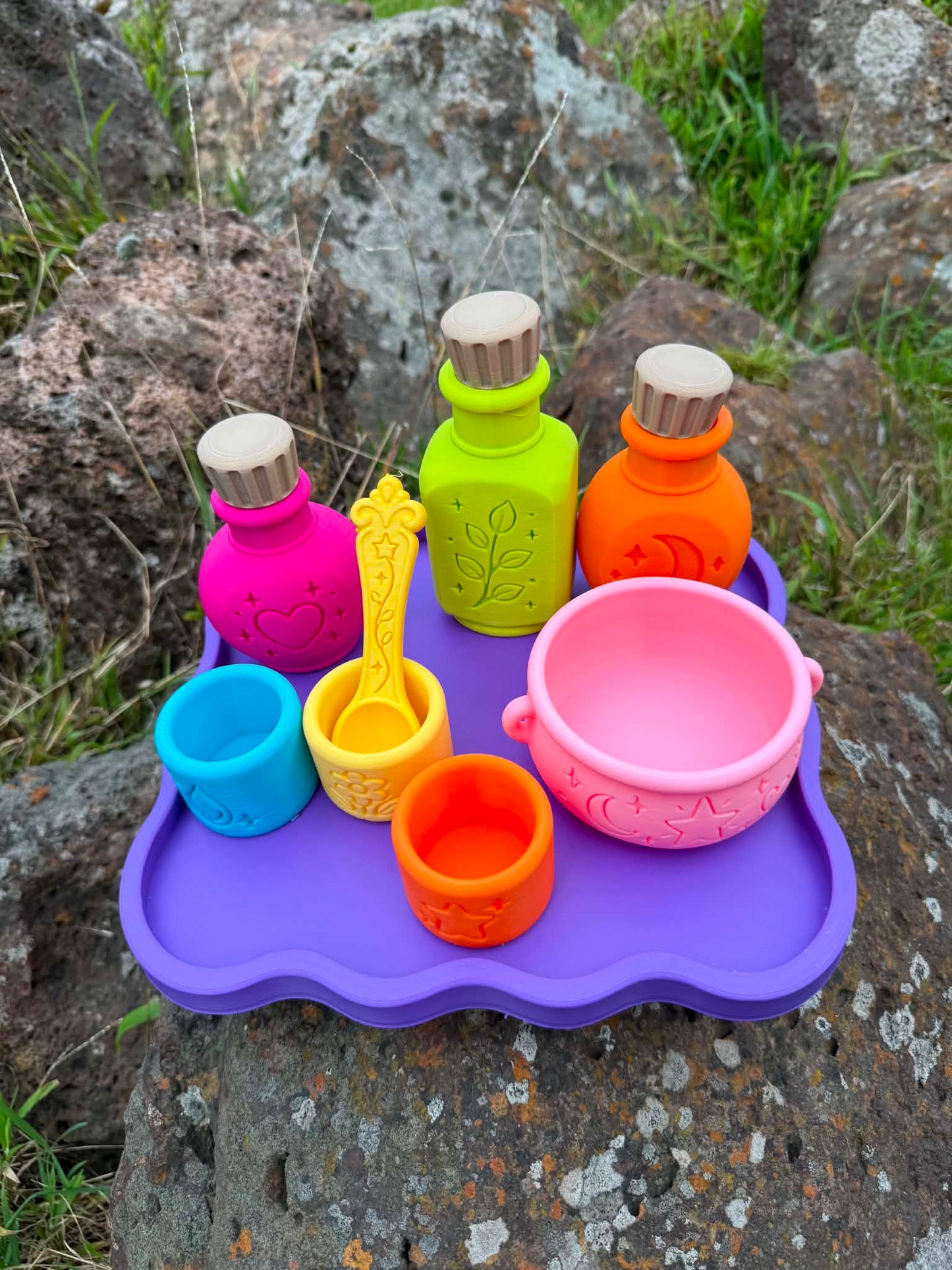 ✨ Magical Potion Play Set – Vibrant Colours & Whimsical Details ✨