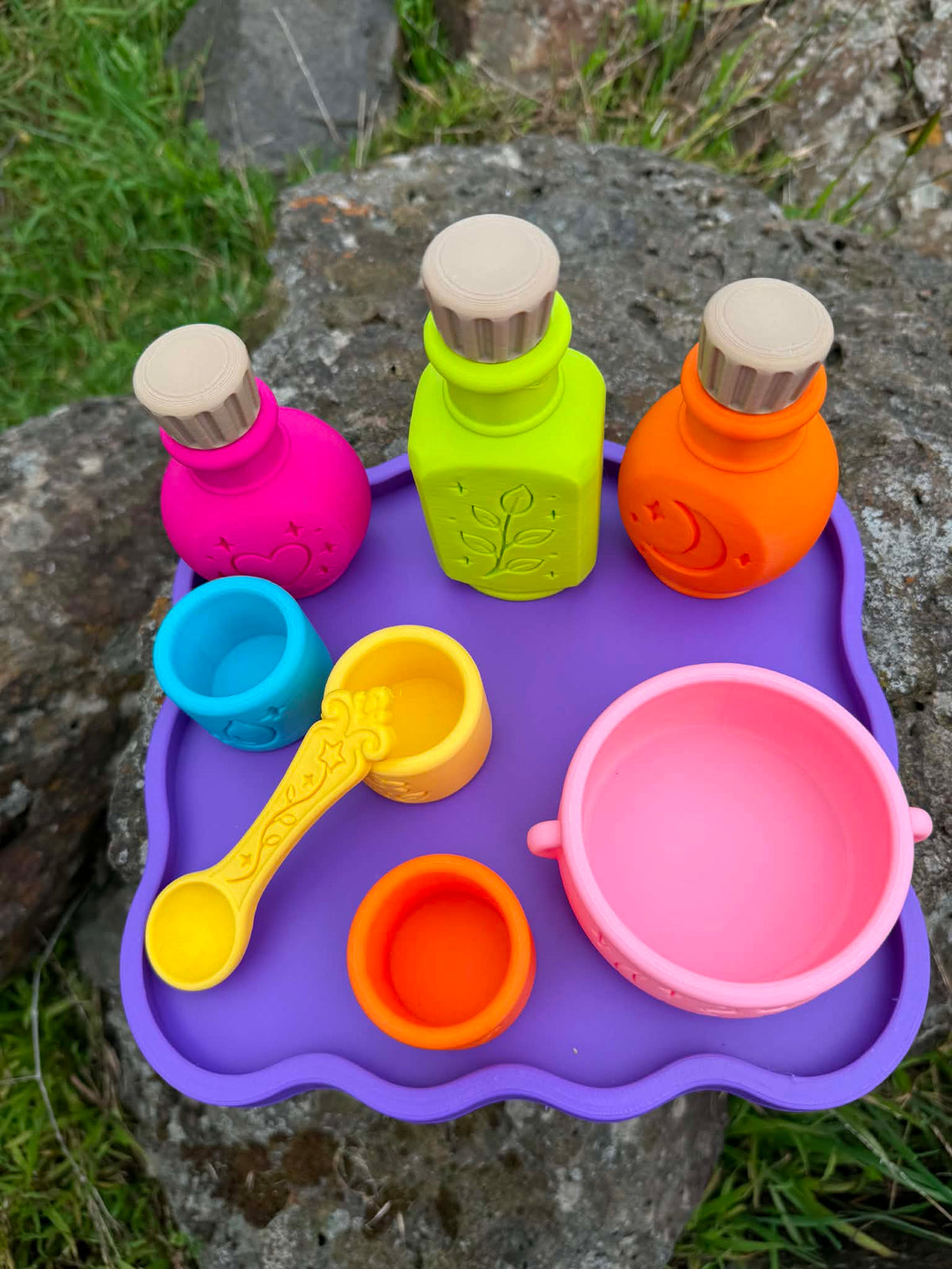 ✨ Magical Potion Play Set – Vibrant Colours & Whimsical Details ✨
