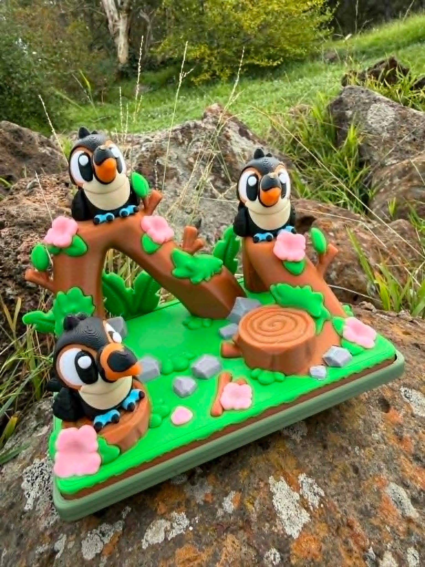Toucan Tropical Mini Habitat – 3 Articulated Toucans Included | 3D Printed Jungle Playset