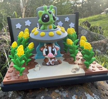 Alien & Cow Abduction Mini Habitat