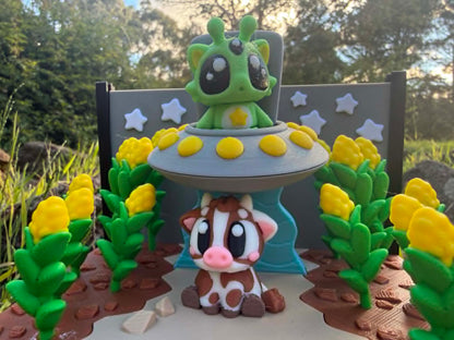 Alien & Cow Abduction Mini Habitat