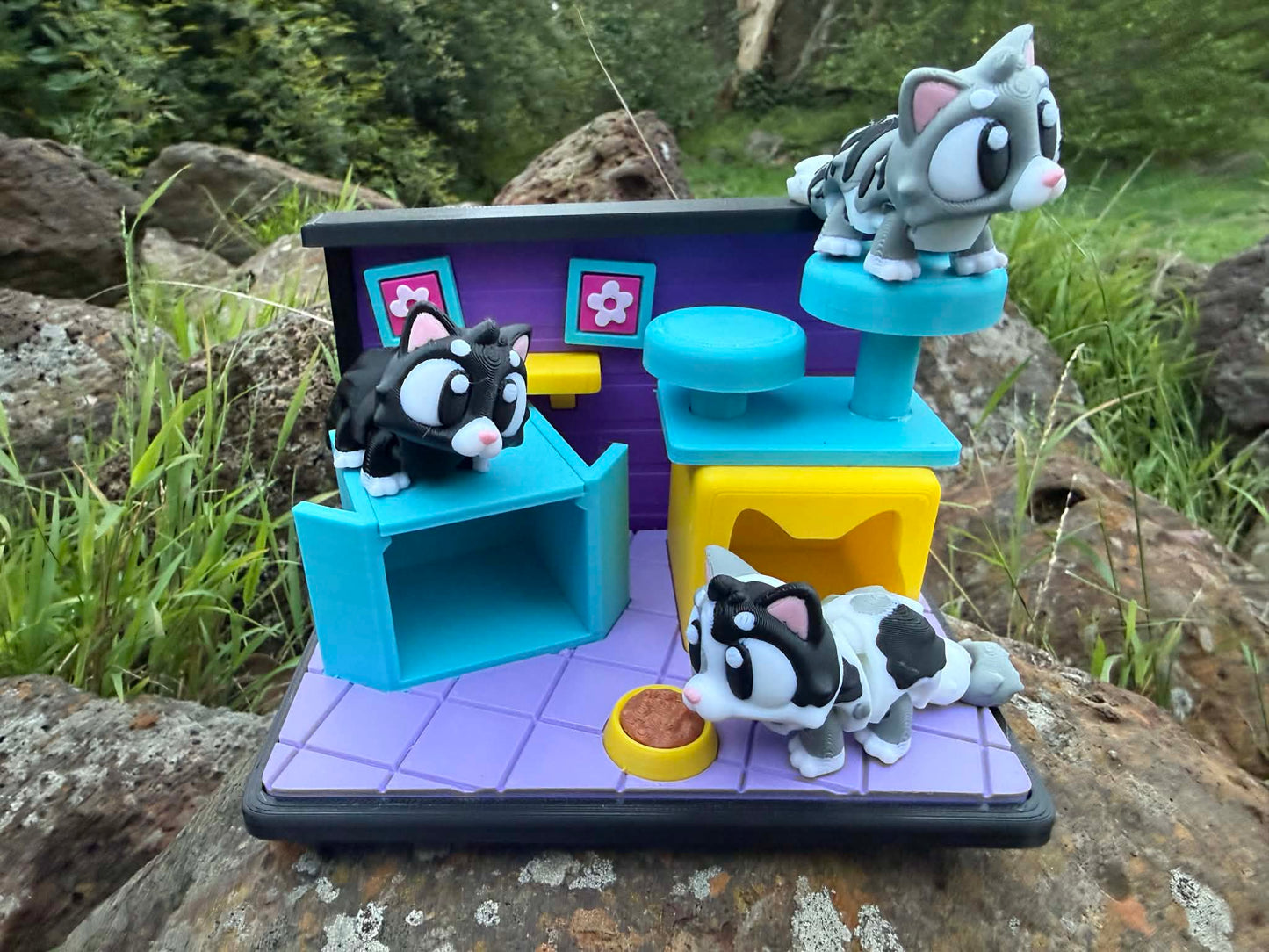 Cat Play Set – 3D Printed Miniature Cats | Cute Shelf Décor for Kids & Cat Lovers