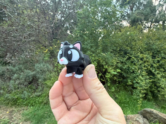 3D Printed Cat Figurine – Small World Play Toy, Australian Handmade Kitty (3-4cm)