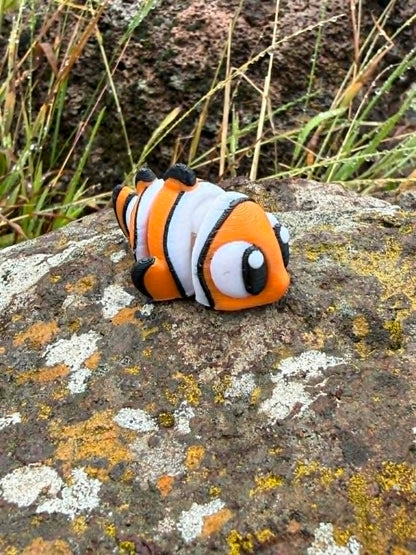 3D Printed Fish Figurines – Blue Tang, Clownfish, Butterfly Fish – Small World Play Decor