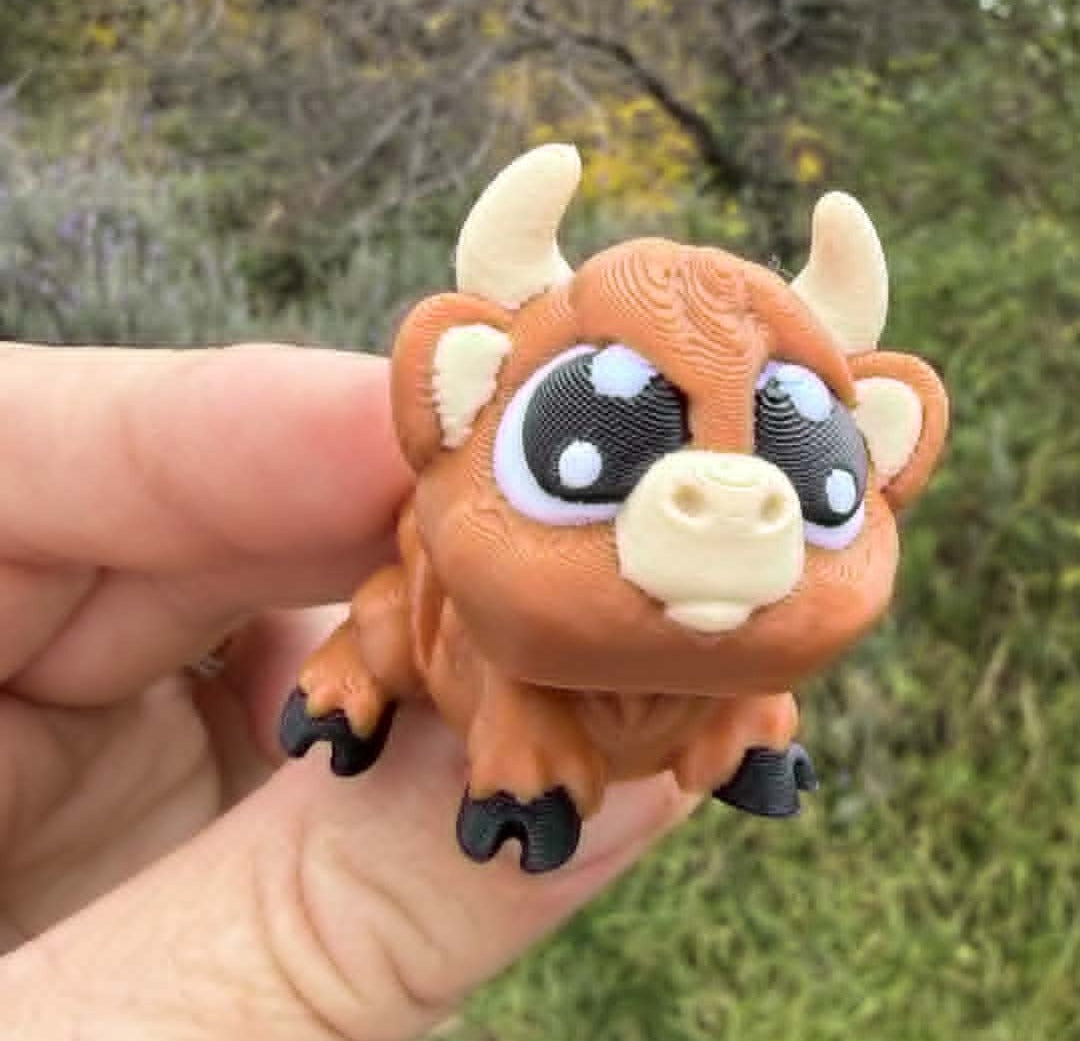 3D Printed Highland Cow Mini Figurine – Australian Handmade Farm Animal Toy