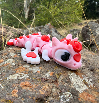 Heart Mini Dragon with Rose – Cute Articulated 3D Printed Gift