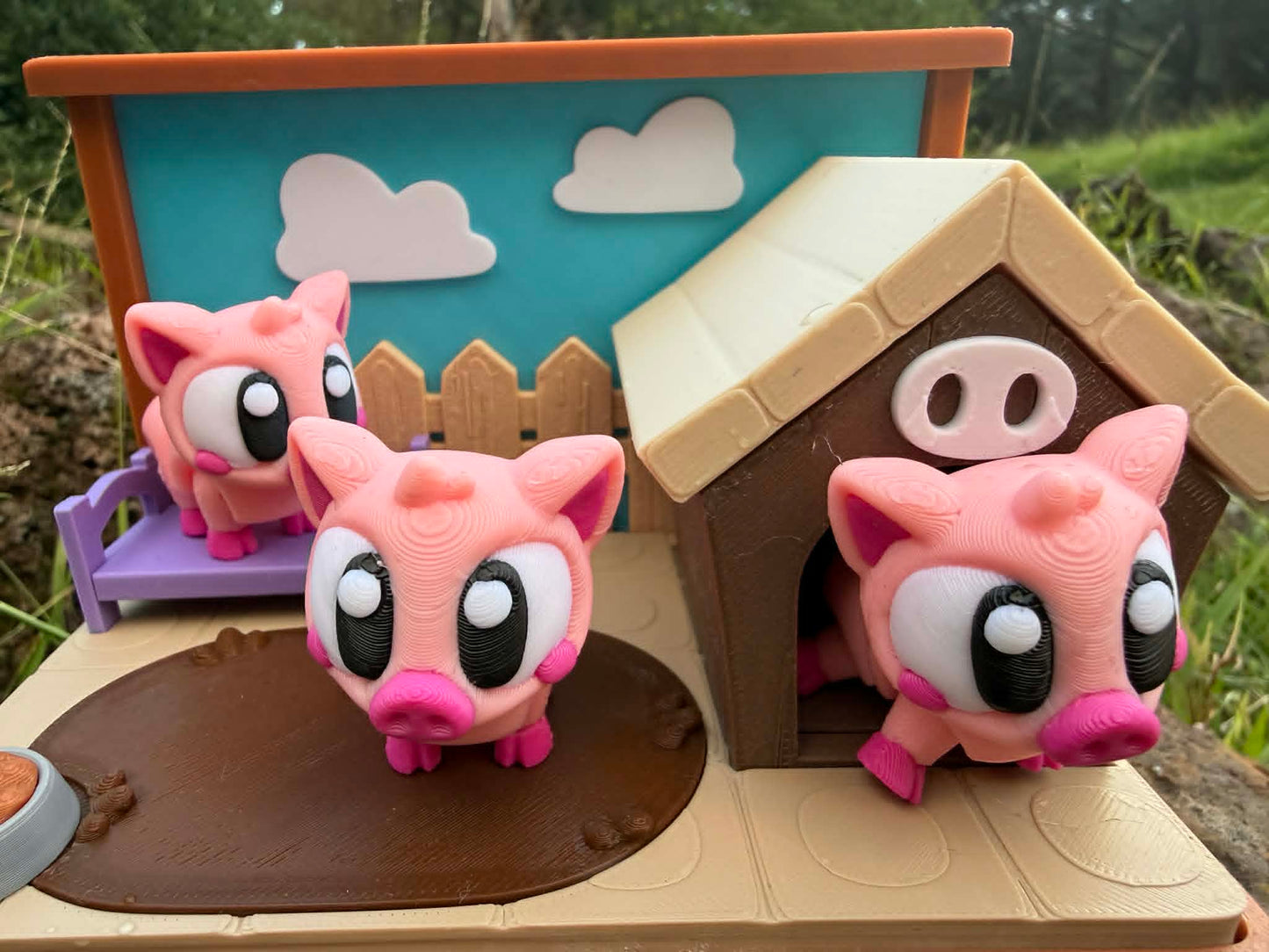 Piggy Pen Mini Habitat – Cute 3D Printed Playset for Small Figurines