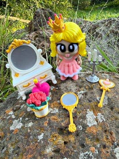 Princess Story Box Book – Articulated Princess, Castle & Mini Accessories