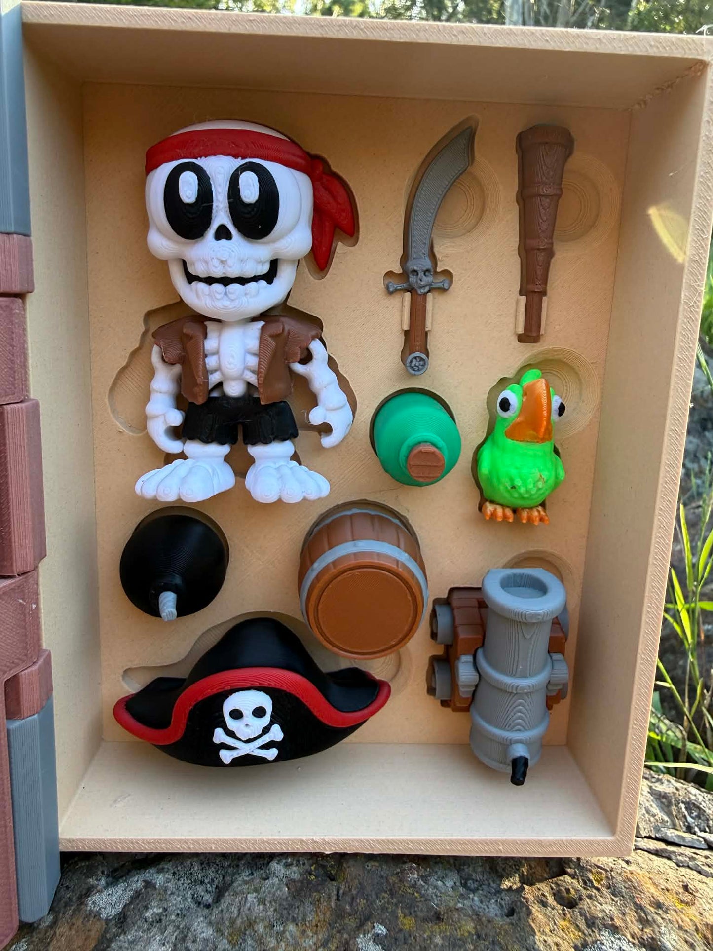 Skeleton Story Box Book – 3D Printed Articulated Pirate Skeleton Playset
